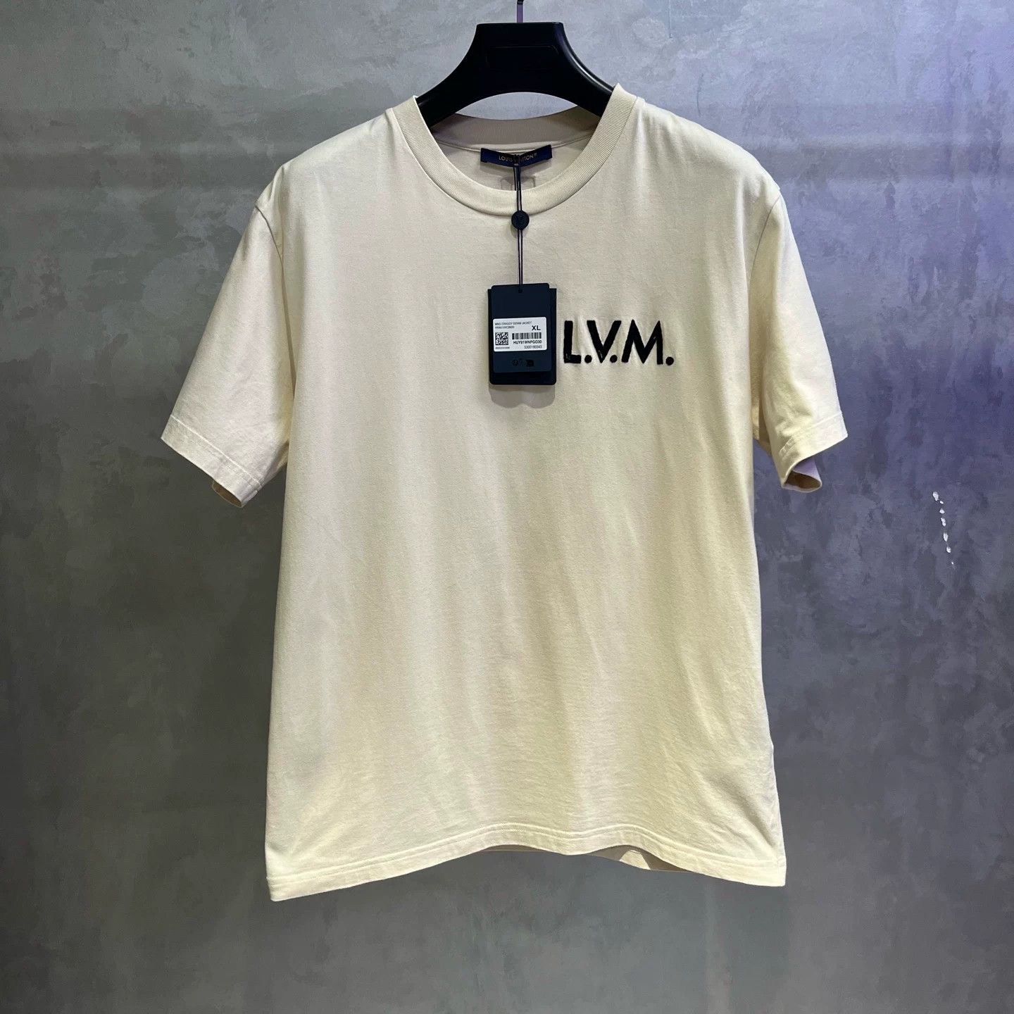 Louis Vuitton Louis Vuitton LVM Print T-Shirt XL Size US XL / EU 56 / 4 - 2 Thumbnail