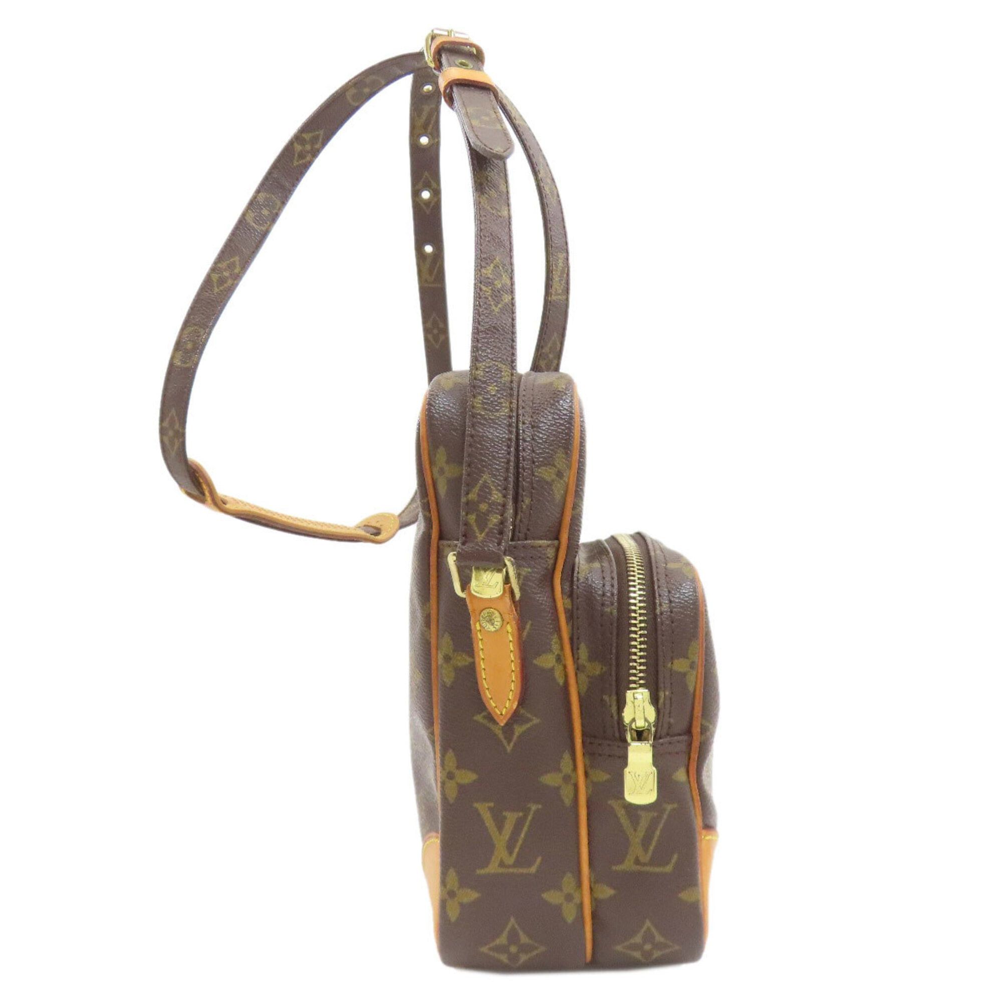 Louis Vuitton Louis Vuitton M45236 Amazon Shoulder Bag, Monogram Canvas, Women's LOUIS VUITTON Size ONE SIZE - 3 Thumbnail
