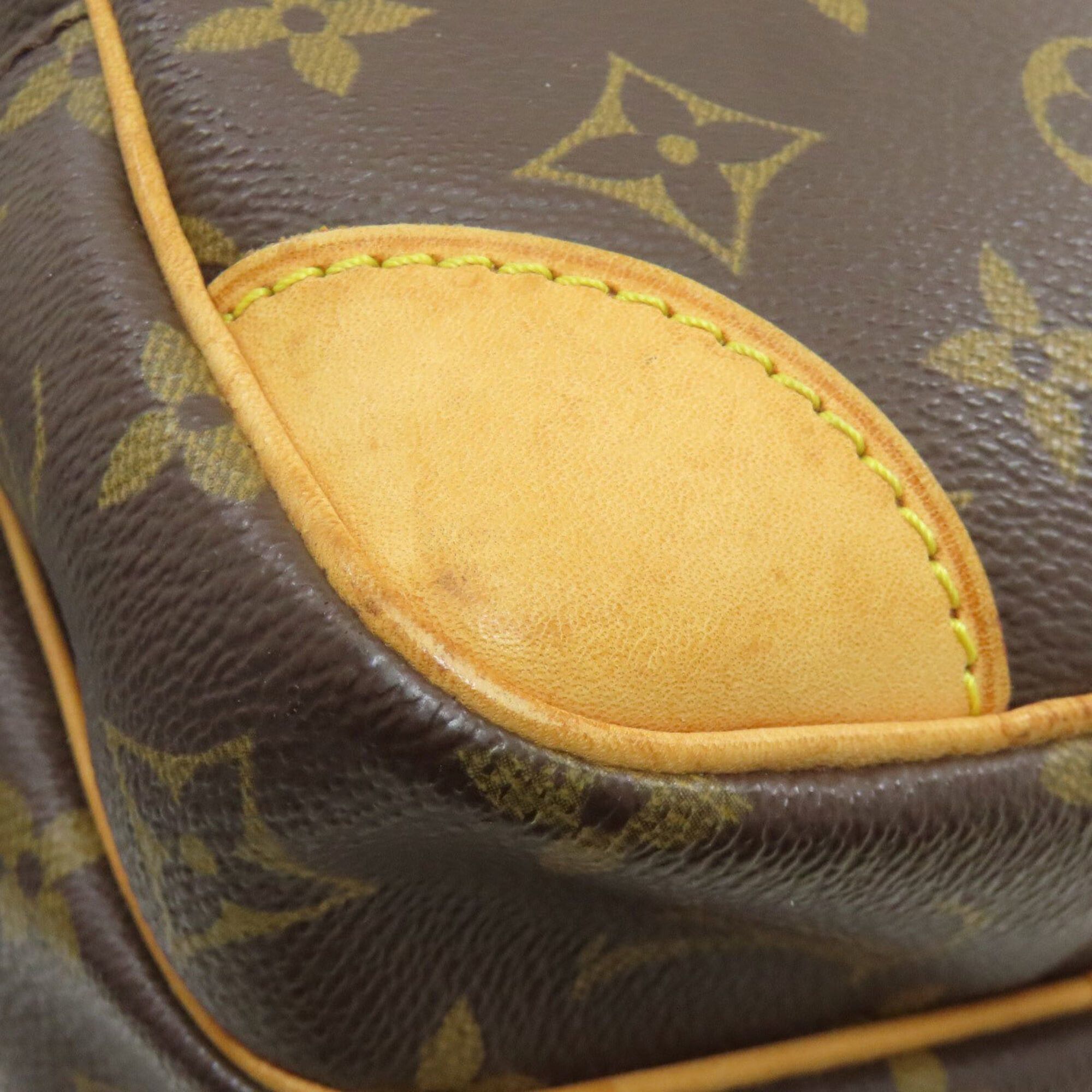 Louis Vuitton Louis Vuitton Amazon Shoulder Bag, Monogram Canvas, Women's LOUIS VUITTON Size ONE SIZE - 22 Thumbnail