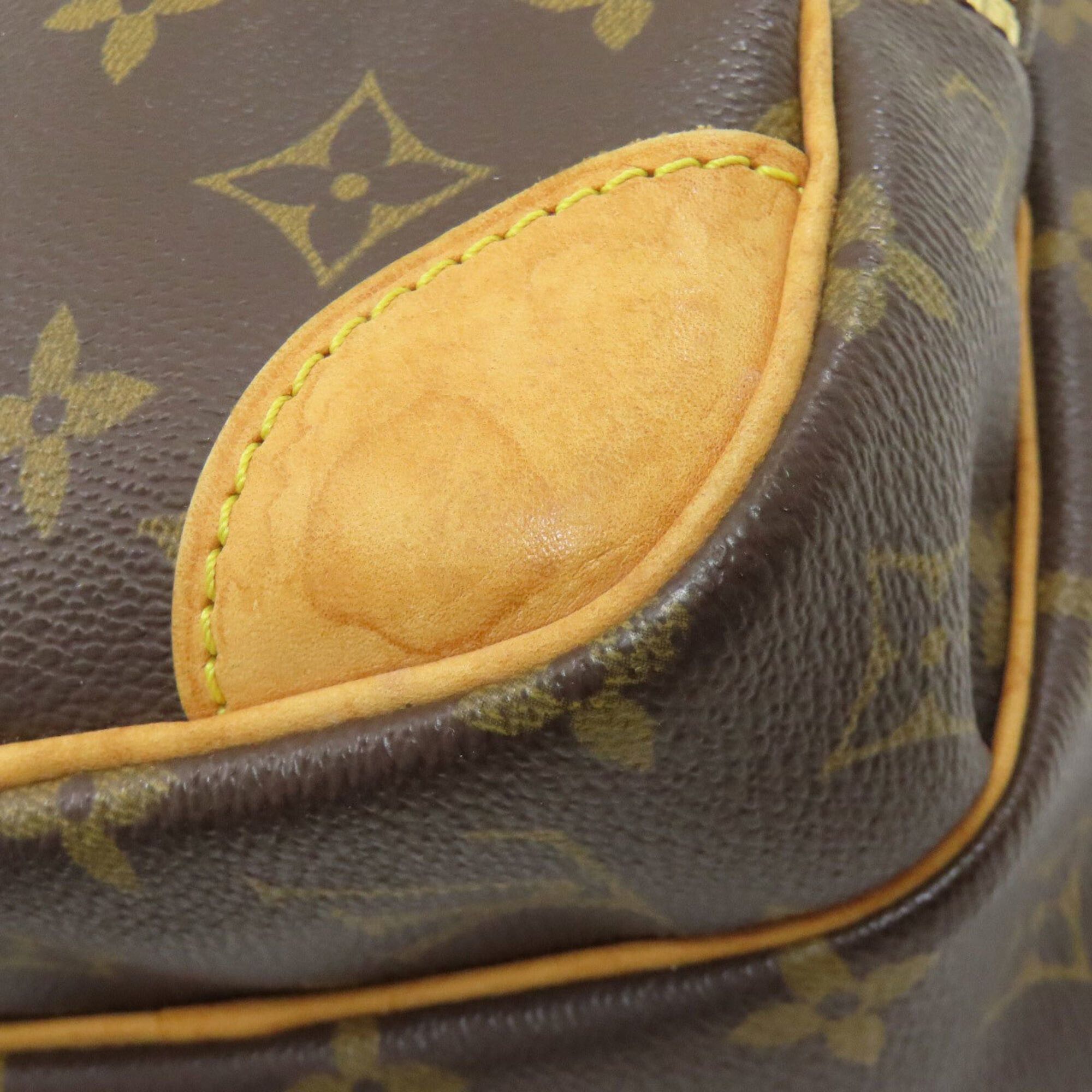 Louis Vuitton Louis Vuitton Amazon Shoulder Bag, Monogram Canvas, Women's LOUIS VUITTON Size ONE SIZE - 21 Thumbnail