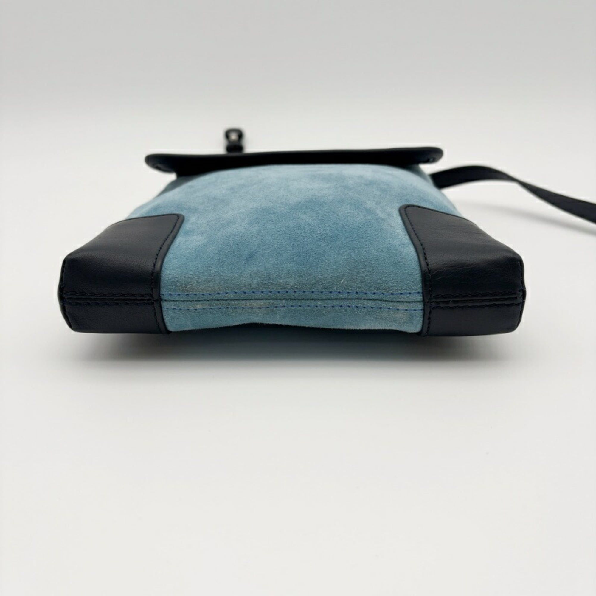 Loewe Loewe bag, shoulder Anagram, flap, suede, blue, women's pochette Size ONE SIZE - 9 Thumbnail
