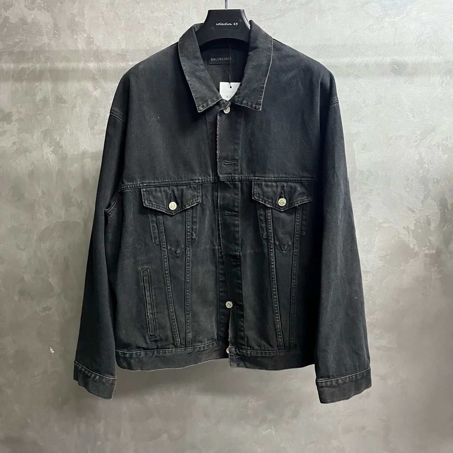 Balenciaga Balenciaga Spray Logo Denim Jacket XS Size US XS / EU 42 / 0 - 2 Thumbnail