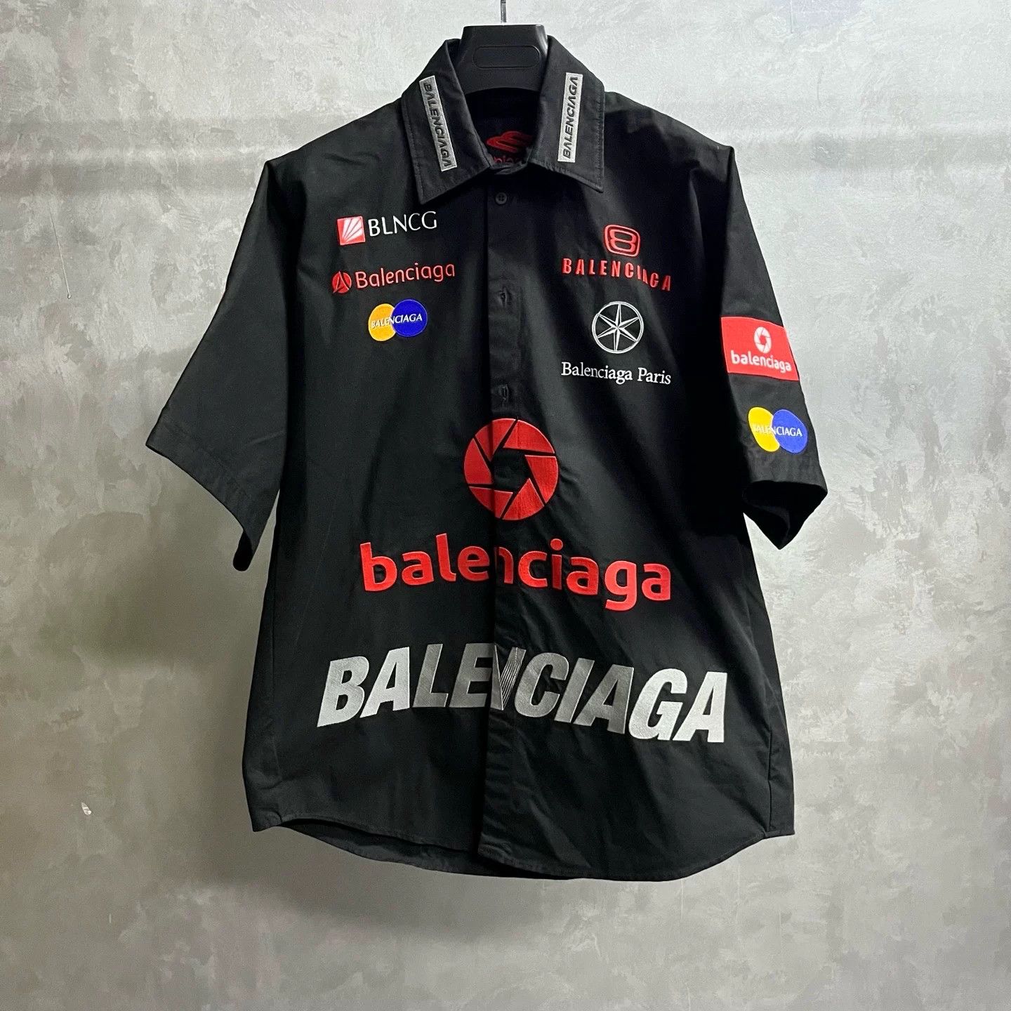 Balenciaga Balenciaga Logo Graphic Short Sleeve Shirt Size 2 Size US M / EU 48-50 / 2 - 2 Thumbnail