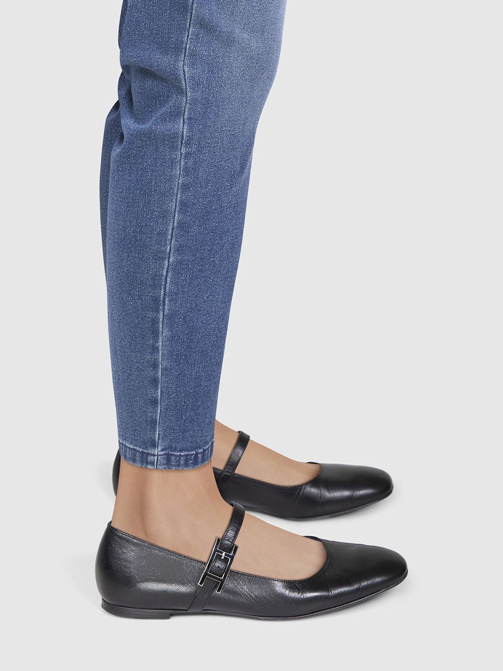 Hermes Black Leather Jane Ballet Flats Size US 7 / IT 37 - 2 Thumbnail