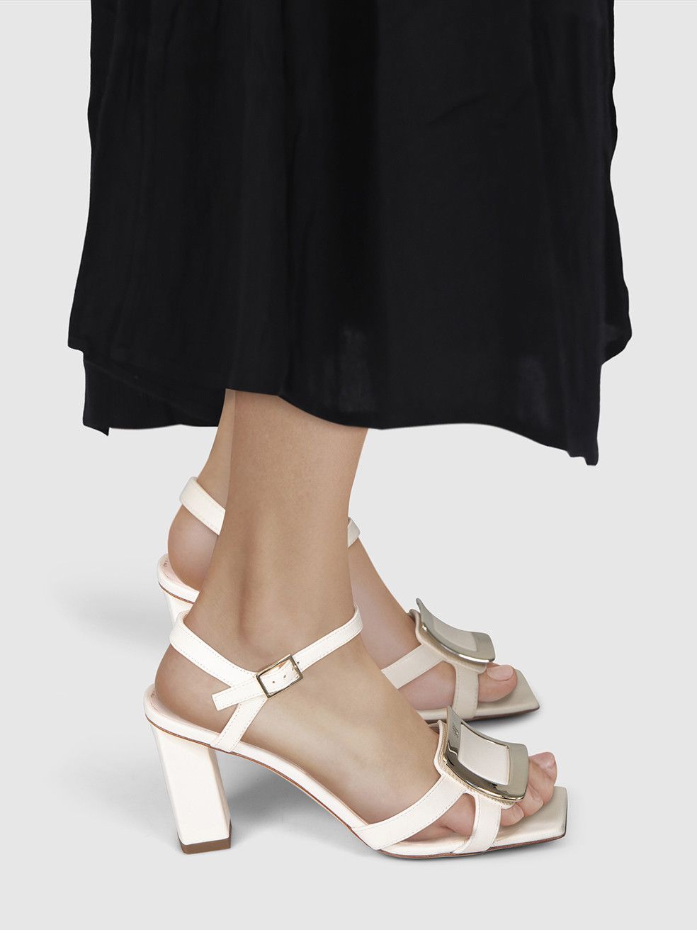 Roger Vivier White Leather Buckle Heeled Sandals Size US 6.5 / IT 36.5 - 2 Thumbnail