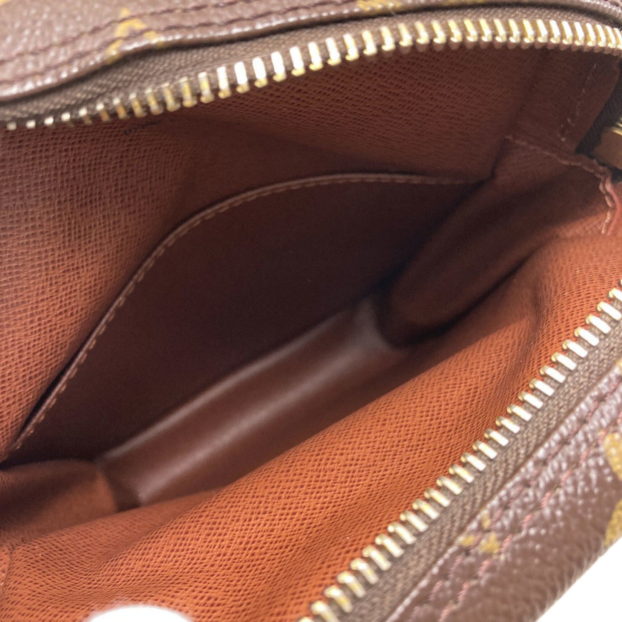 Louis Vuitton Louis Vuitton M45236 Amazon Shoulder Bag, Monogram Canvas, Women's LOUIS VUITTON Size ONE SIZE - 5 Thumbnail