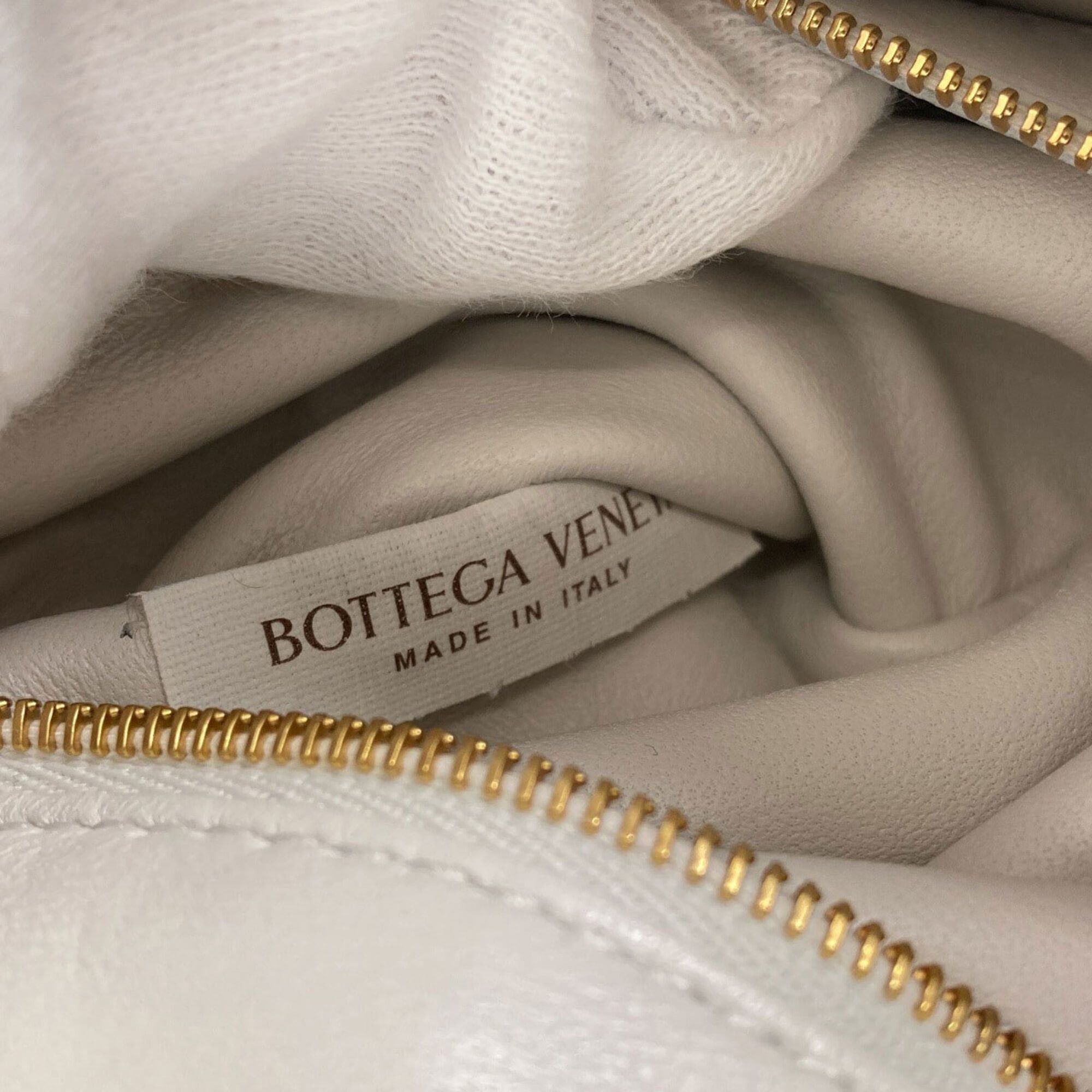 Bottega Veneta Bottega Veneta Chain Cassette Maxi Intrecciato Handbag, Calfskin, Women's. Size ONE SIZE - 7 Thumbnail