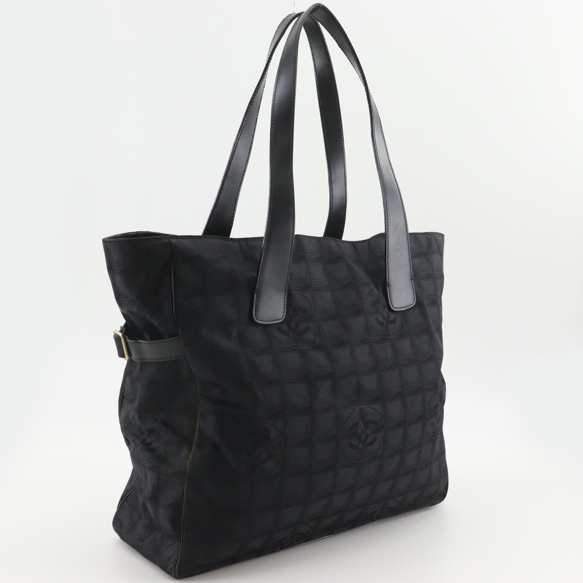 Chanel Chanel New Travel Line Tote GM Bag A15825 Nylon Canvas Black A4 Women's Size ONE SIZE - 3 Thumbnail
