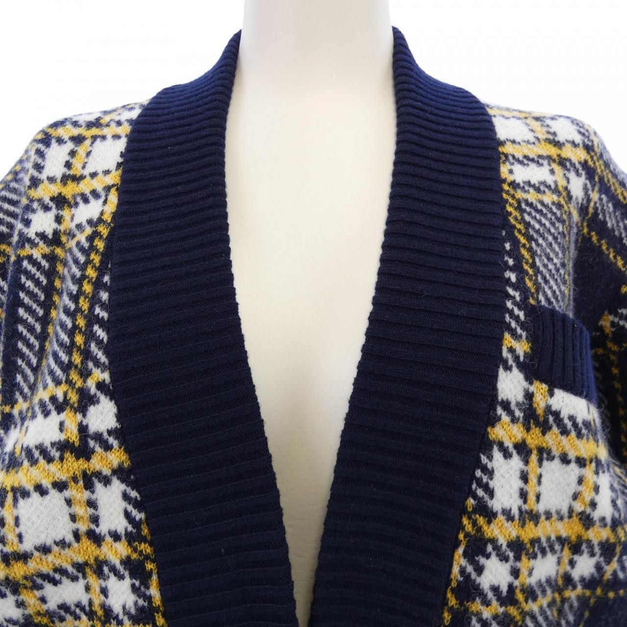 Yves Saint Laurent Yves Saint Laurent Saint Laurent Wool Cardigan Textile Tops 670067Y75GB DUTY FREE for USA Size ONE SIZE - 5 Thumbnail