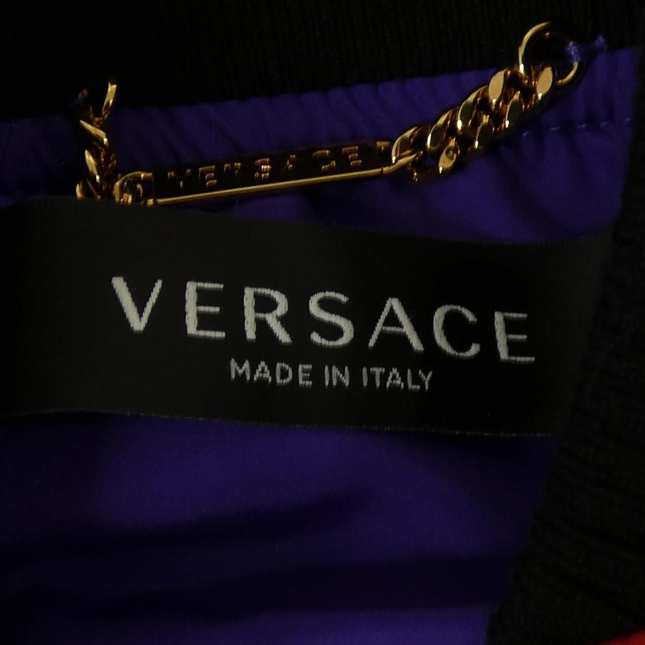 Versace Versace Versace Wool Cape Textile Outerwear DUTY FREE for USA Size ONE SIZE - 4 Thumbnail