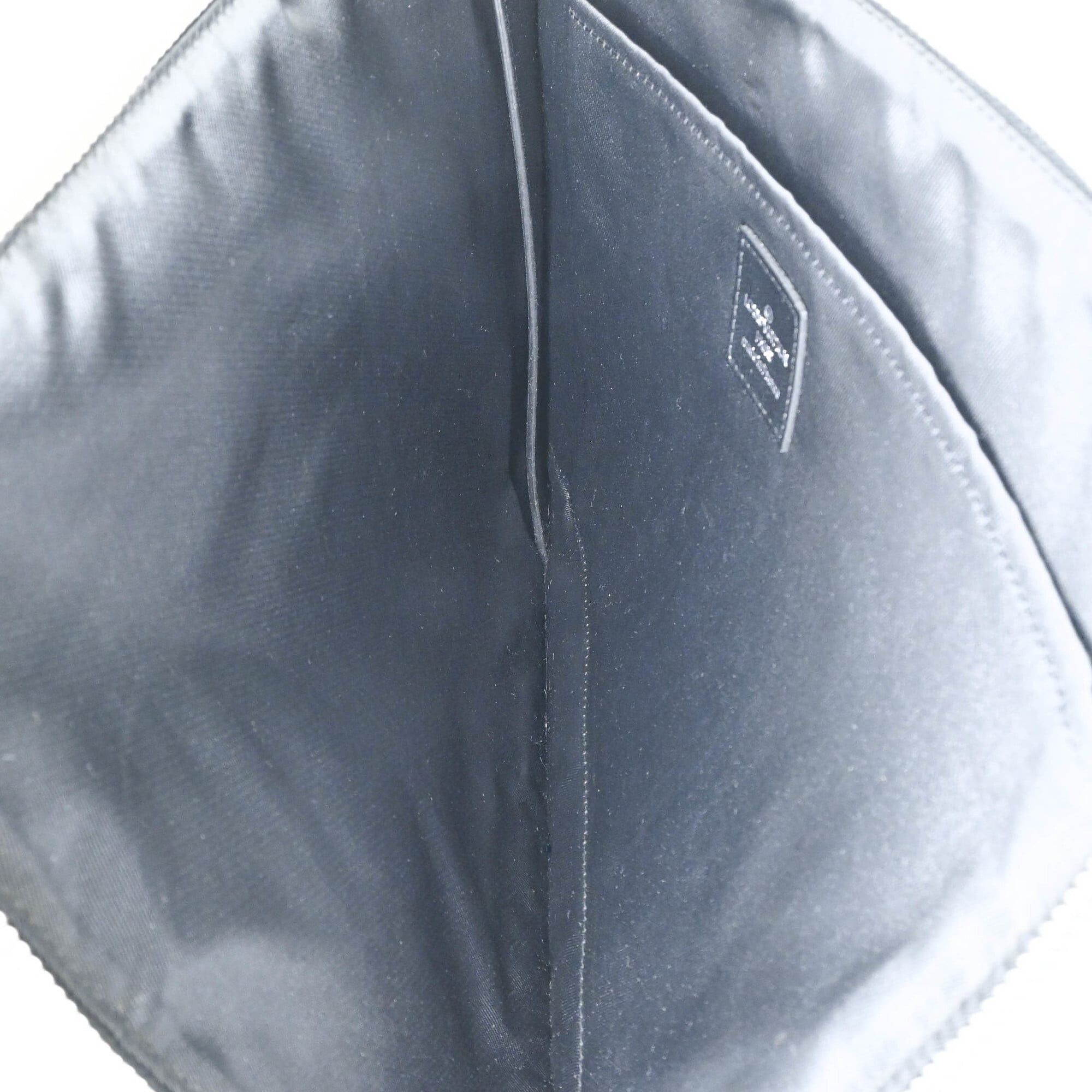 Louis Vuitton LOUIS VUITTON Pochette Jour GM Taurillon Leather Clutch Bag LV Black M67747 Size ONE SIZE - 6 Thumbnail