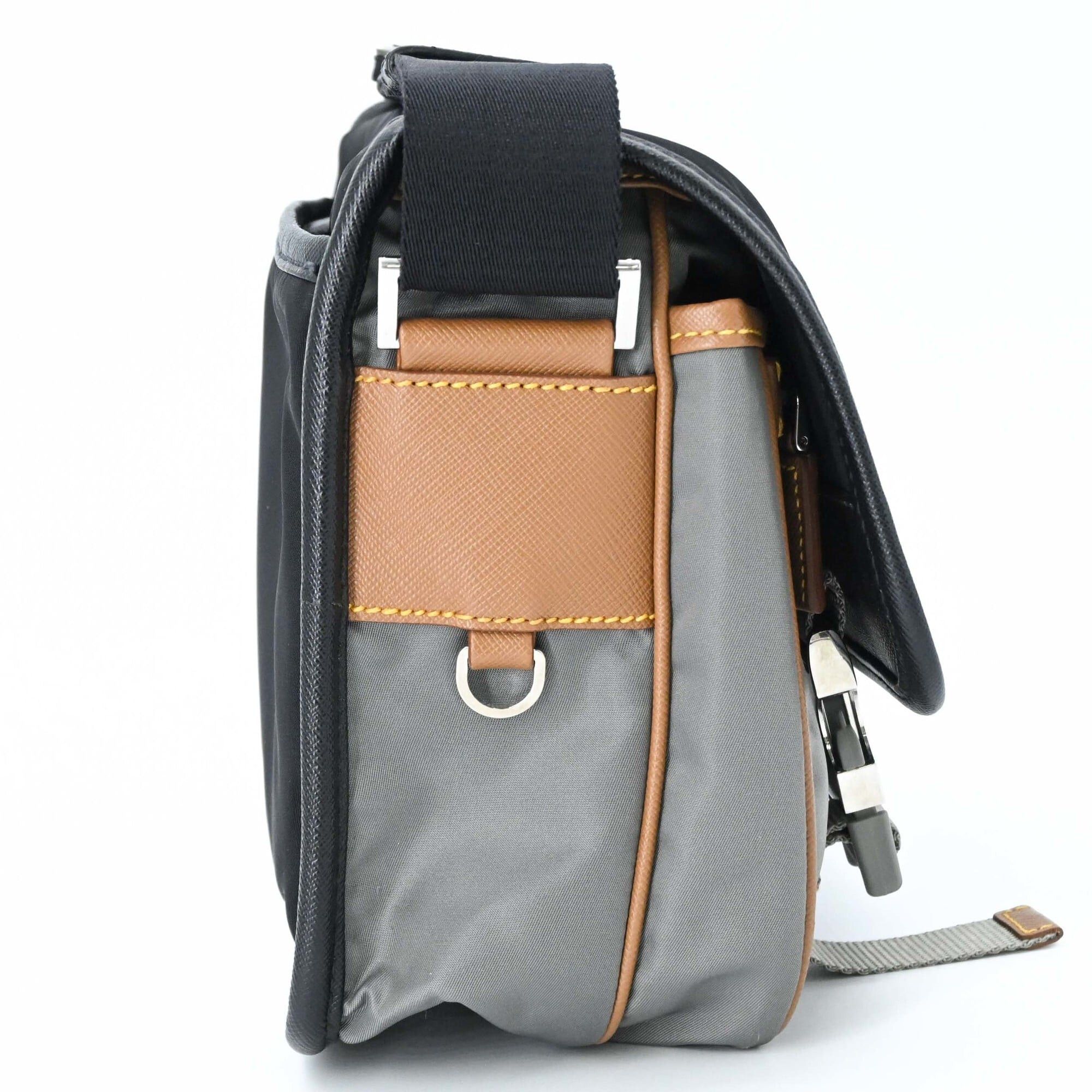 Prada PRADA Tessuto Re-Nylon Triangle Shoulder Bag, Black, Gray, Brown, 2VD769 Size ONE SIZE - 4 Thumbnail