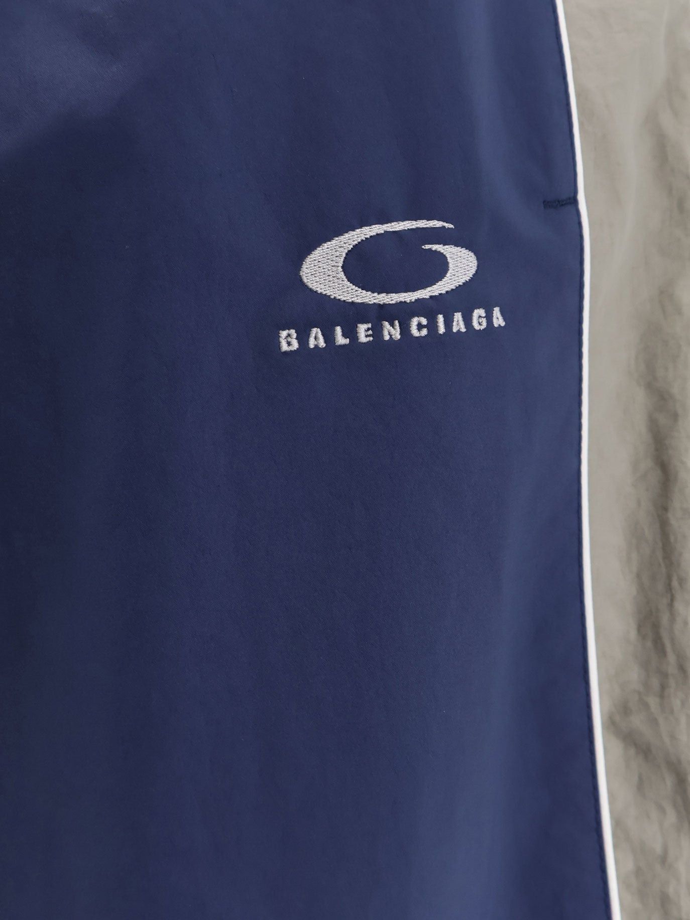 Balenciaga Balenciaga Sporty nylon trousers Tag Size M Men - USA Tariffs Included Size US 32 / EU 48 - 3 Thumbnail