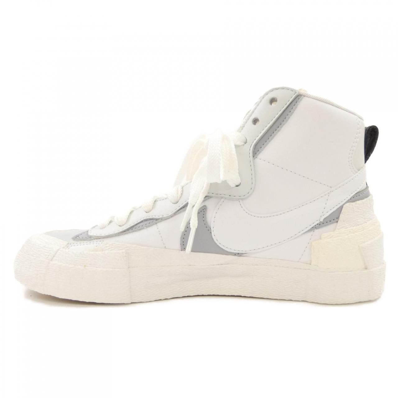 Other Other Nike Sneakers Plastic / Synthetic Shoes BV0072-100 DUTY FREE for USA Size ONE SIZE - 2 Thumbnail