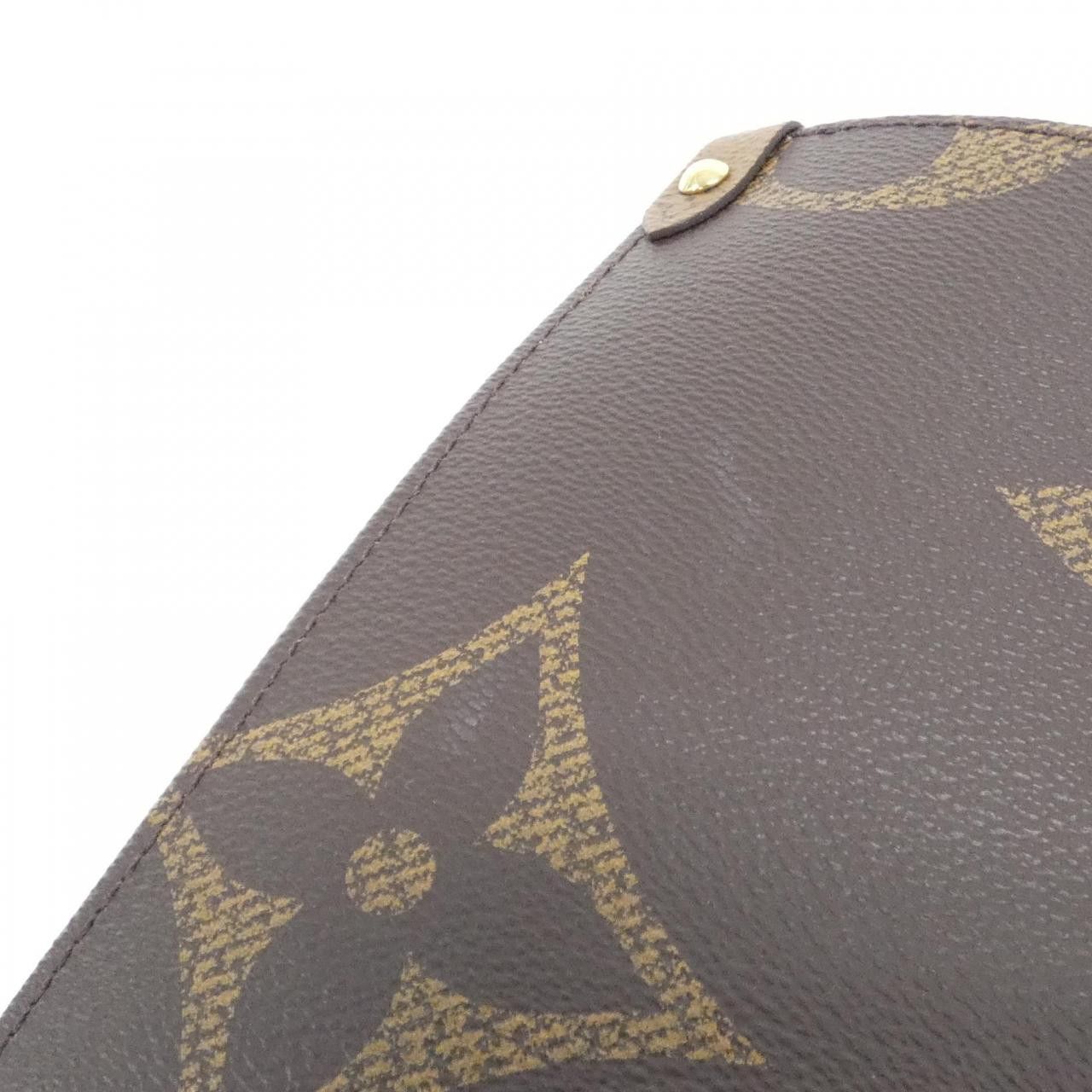 Louis Vuitton Louis Vuitton Louis Vuitton OnTheGo Monogram Giant Tote Bag Textile Tote Bag M45321 DUTY FREE for USA Size ONE SIZE - 4 Thumbnail