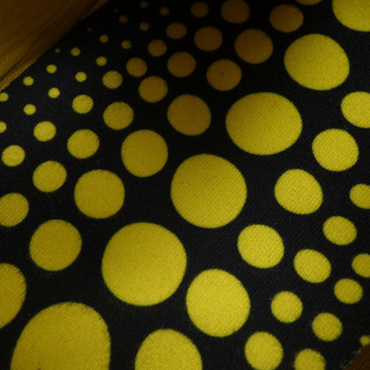 Louis Vuitton Louis Vuitton Louis Vuitton Yayoi Kusama Leather Sneakers Leather Shoes YAYOI DUTY FREE for USA Size ONE SIZE - 6 Thumbnail
