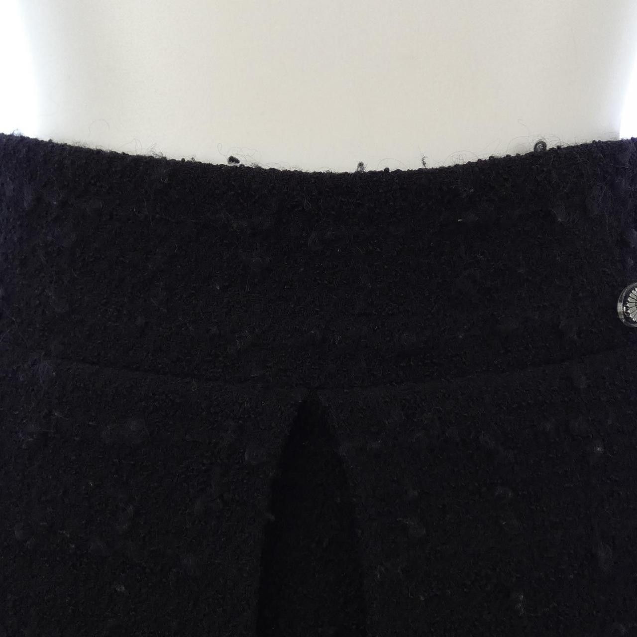 Chanel Chanel Chanel Skirt Textile Skirts P36414V26291 DUTY FREE for USA Size ONE SIZE - 5 Thumbnail