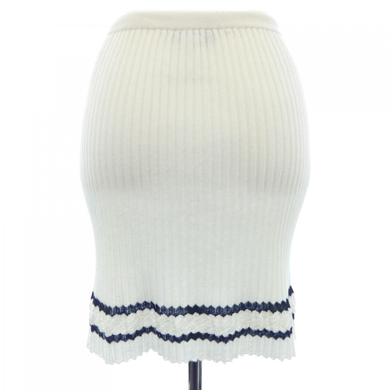 Chanel Chanel Chanel Skirt Textile Skirts P60739K46420 DUTY FREE for USA Size ONE SIZE - 2 Thumbnail