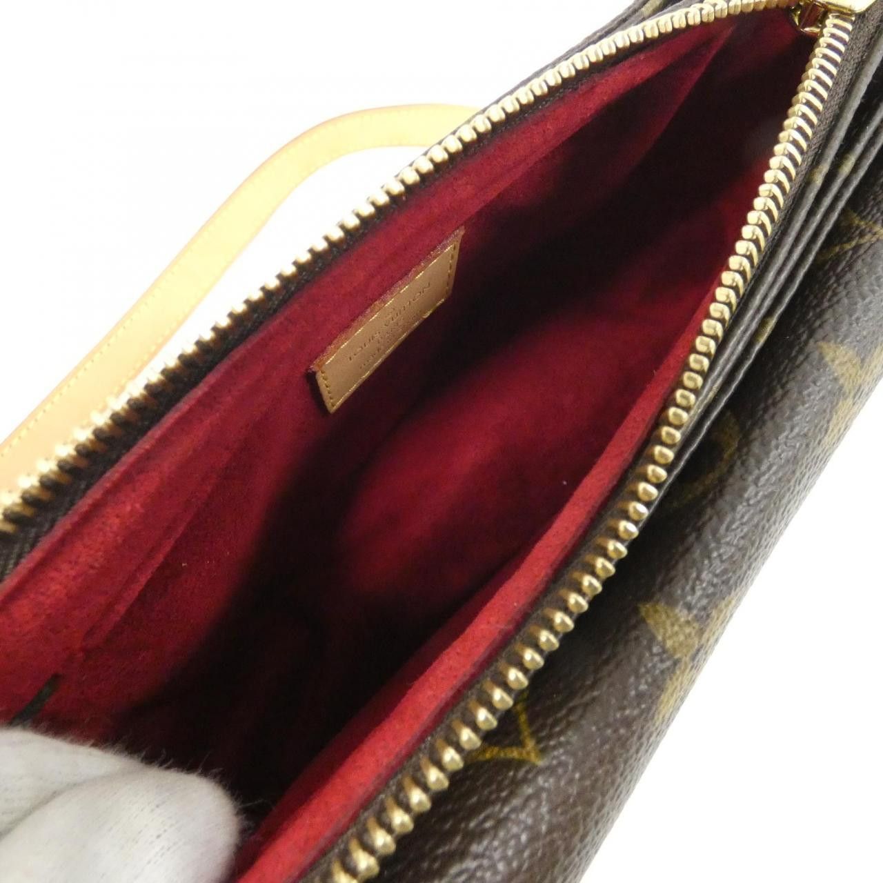 Louis Vuitton Louis Vuitton Louis Vuitton Monogram Shoulder Bag Textile Shoulder Bag M51165 DUTY FREE for USA Size ONE SIZE - 9 Thumbnail