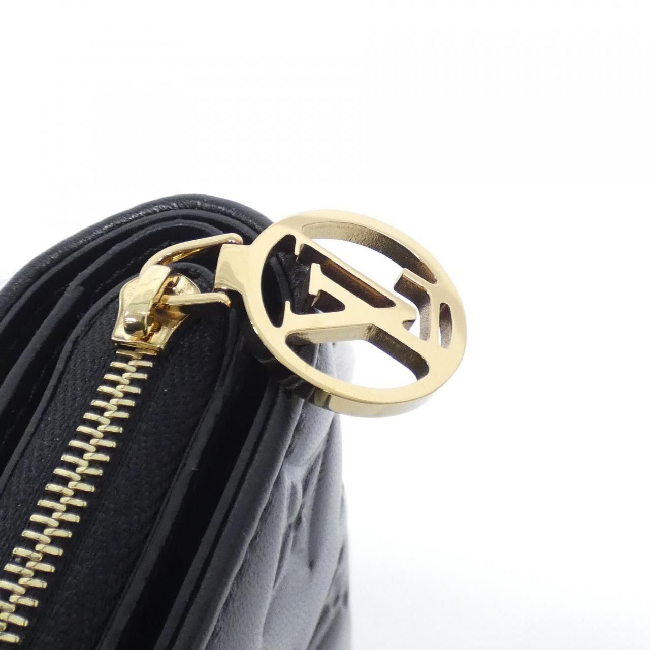 Louis Vuitton Louis Vuitton Louis Vuitton Coussin Portefeuille Lamb Wallet Leather Short Wallet M81599 DUTY FREE for USA Size ONE SIZE - 6 Thumbnail
