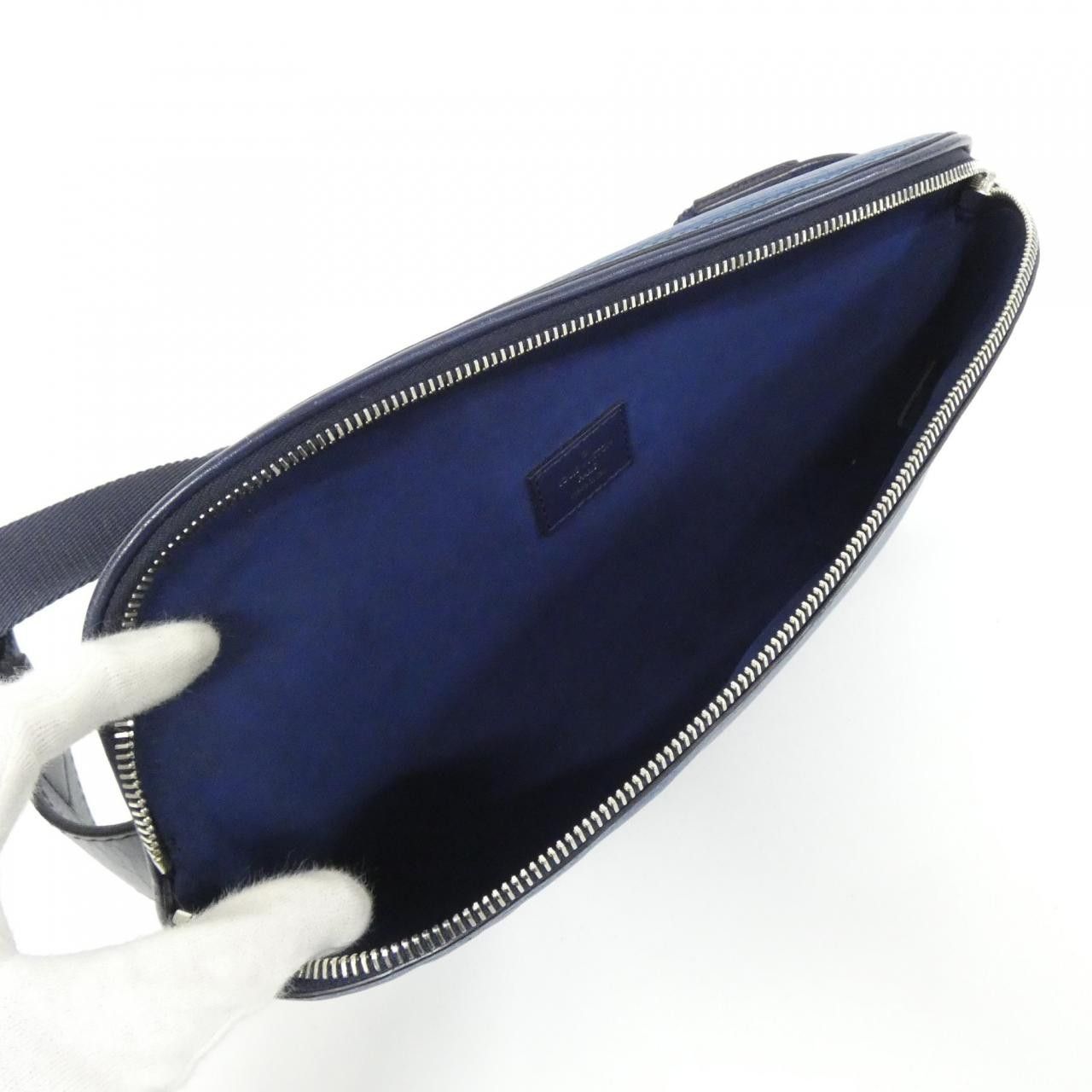 Louis Vuitton Louis Vuitton Louis Vuitton Epi Bum Bag Leather Belt Bag M53301 DUTY FREE for USA Size ONE SIZE - 10 Thumbnail