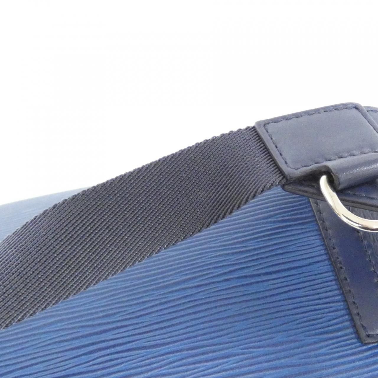 Louis Vuitton Louis Vuitton Louis Vuitton Epi Bum Bag Leather Belt Bag M53301 DUTY FREE for USA Size ONE SIZE - 8 Thumbnail