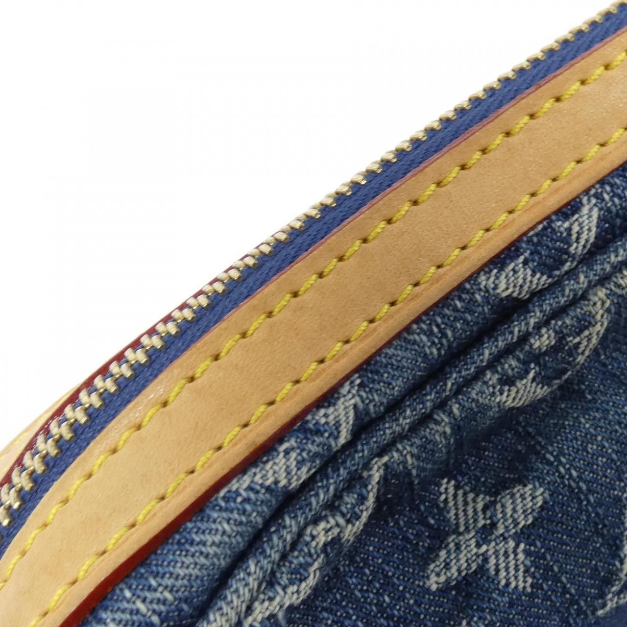 Louis Vuitton Louis Vuitton Louis Vuitton Monogram Denim bumbag Textile Shoulder Bag M95347 DUTY FREE for USA Size ONE SIZE - 5 Thumbnail