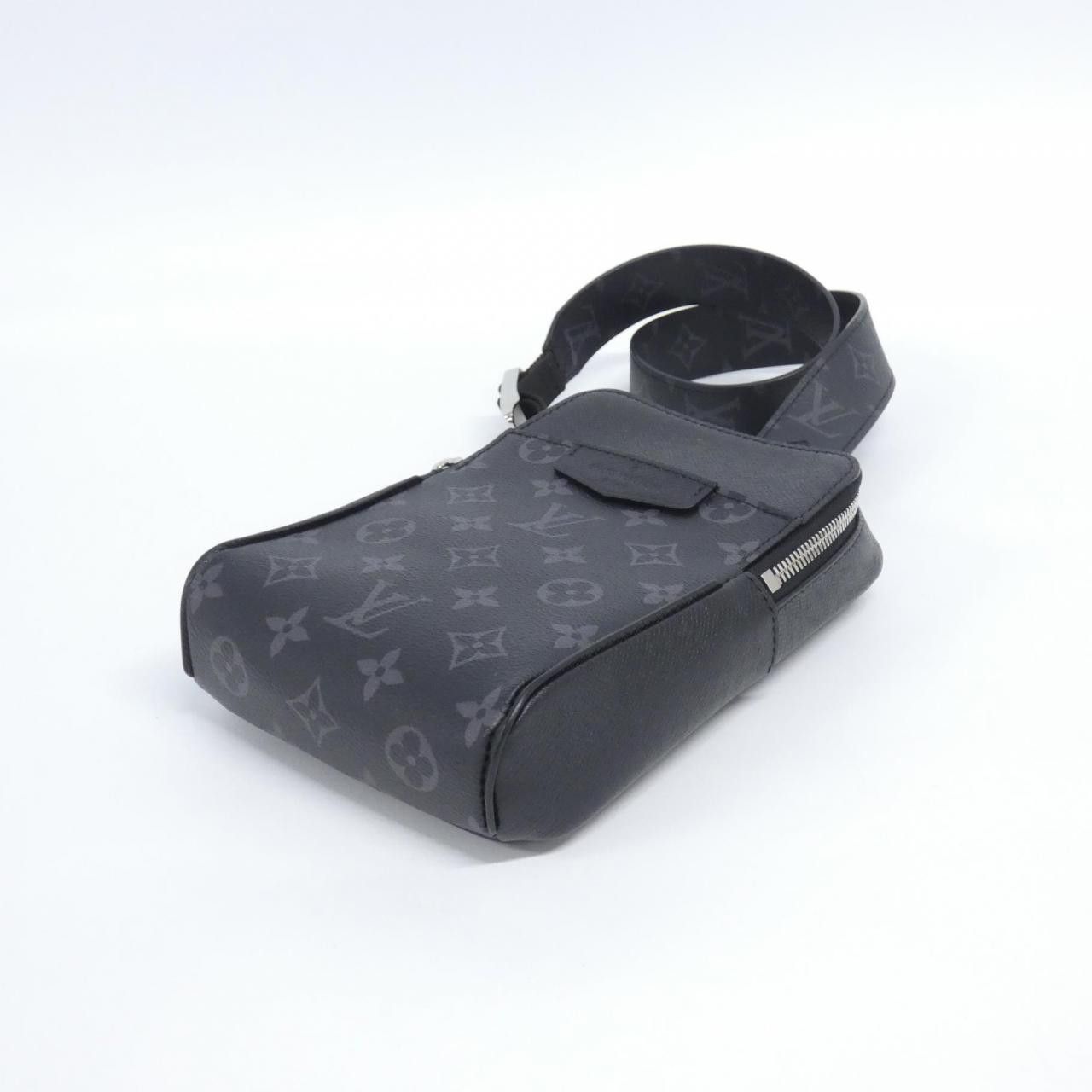Louis Vuitton Louis Vuitton Louis Vuitton Taiga Rama Outdoor Sling Bag Coated Canvas Calf Shoulder Bag Leather Shoulder Bag M30741 DUTY FREE for USA Size ONE SIZE - 3 Thumbnail