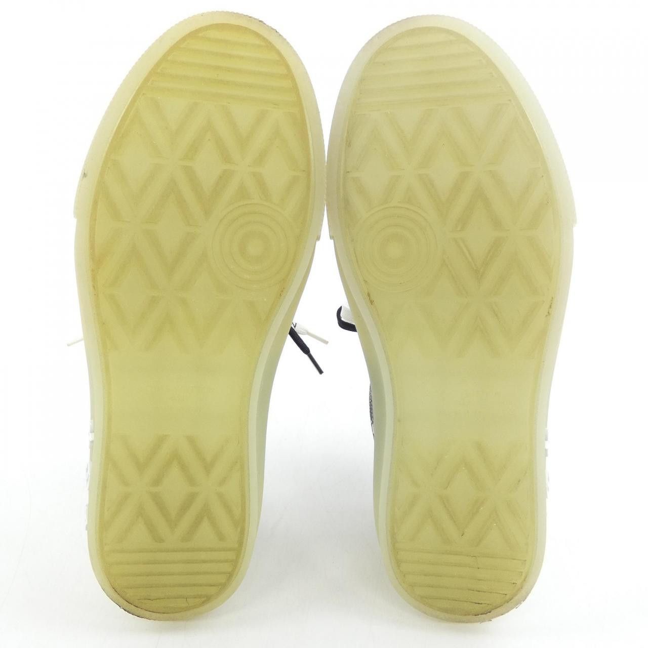 Louis Vuitton Louis Vuitton Louis Vuitton Sneakers Leather Shoes DUTY FREE for USA Size ONE SIZE - 4 Thumbnail