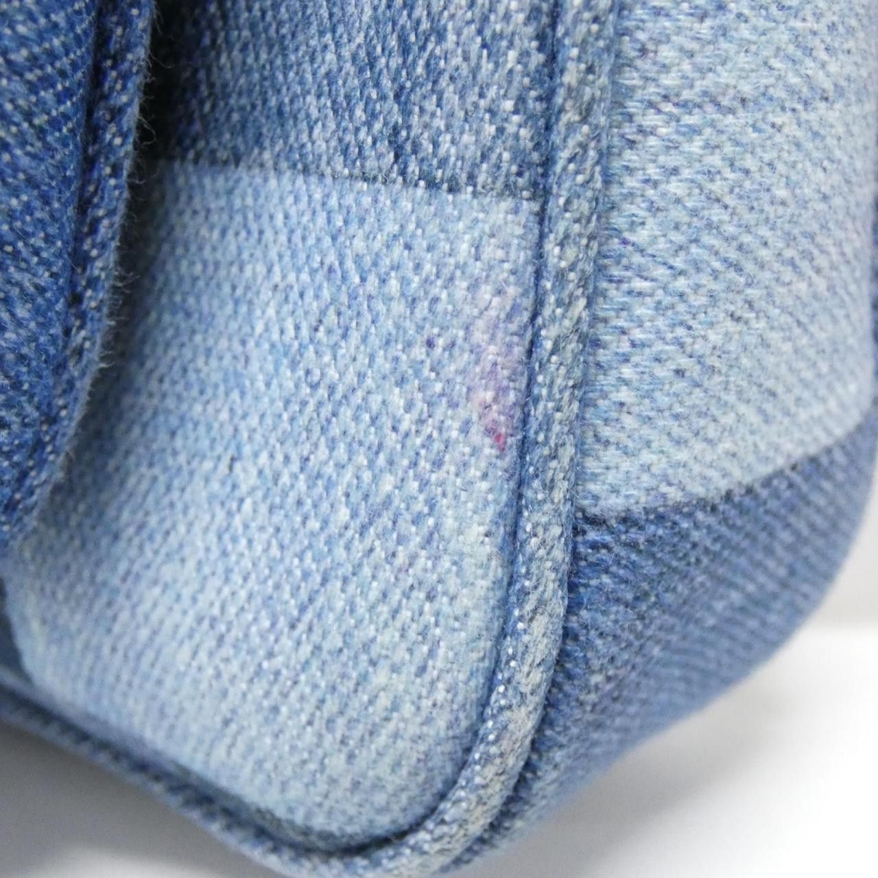 Louis Vuitton Louis Vuitton Louis Vuitton Denim Monogram Multi Pochette Accessoires Shoulder Bag Textile Shoulder Bag M44990 DUTY FREE for USA Size ONE SIZE - 4 Thumbnail