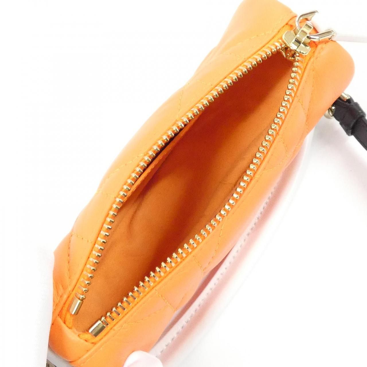 Dior Dior Christian Dior Dior Vibe Leather Shoulder Bag Leather Crossbody Bag M7200ONOA DUTY FREE for USA Size ONE SIZE - 7 Thumbnail