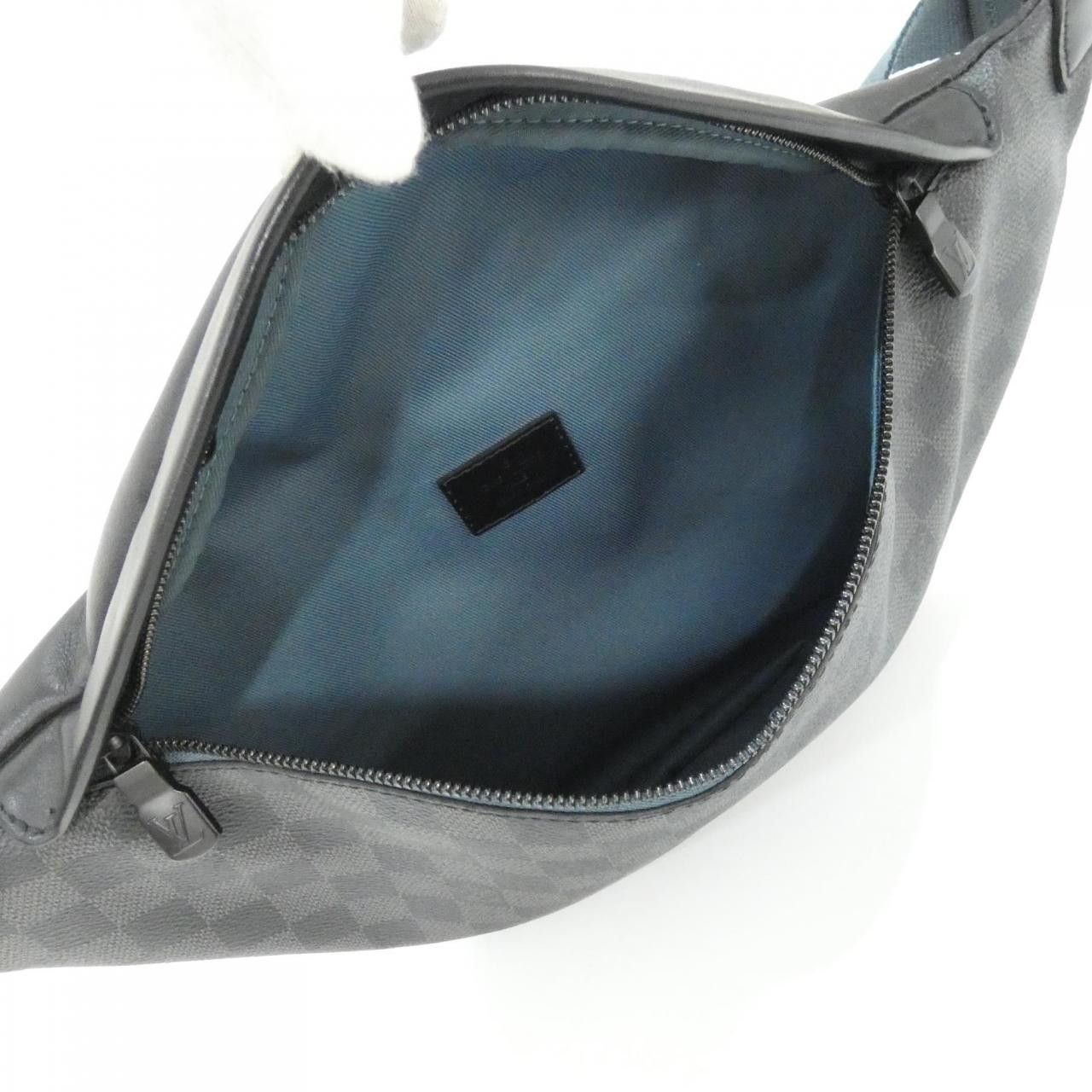 Louis Vuitton Louis Vuitton Louis Vuitton Discovery Damier Graphite bumbag Textile Shoulder Bag N40187 DUTY FREE for USA Size ONE SIZE - 6 Thumbnail
