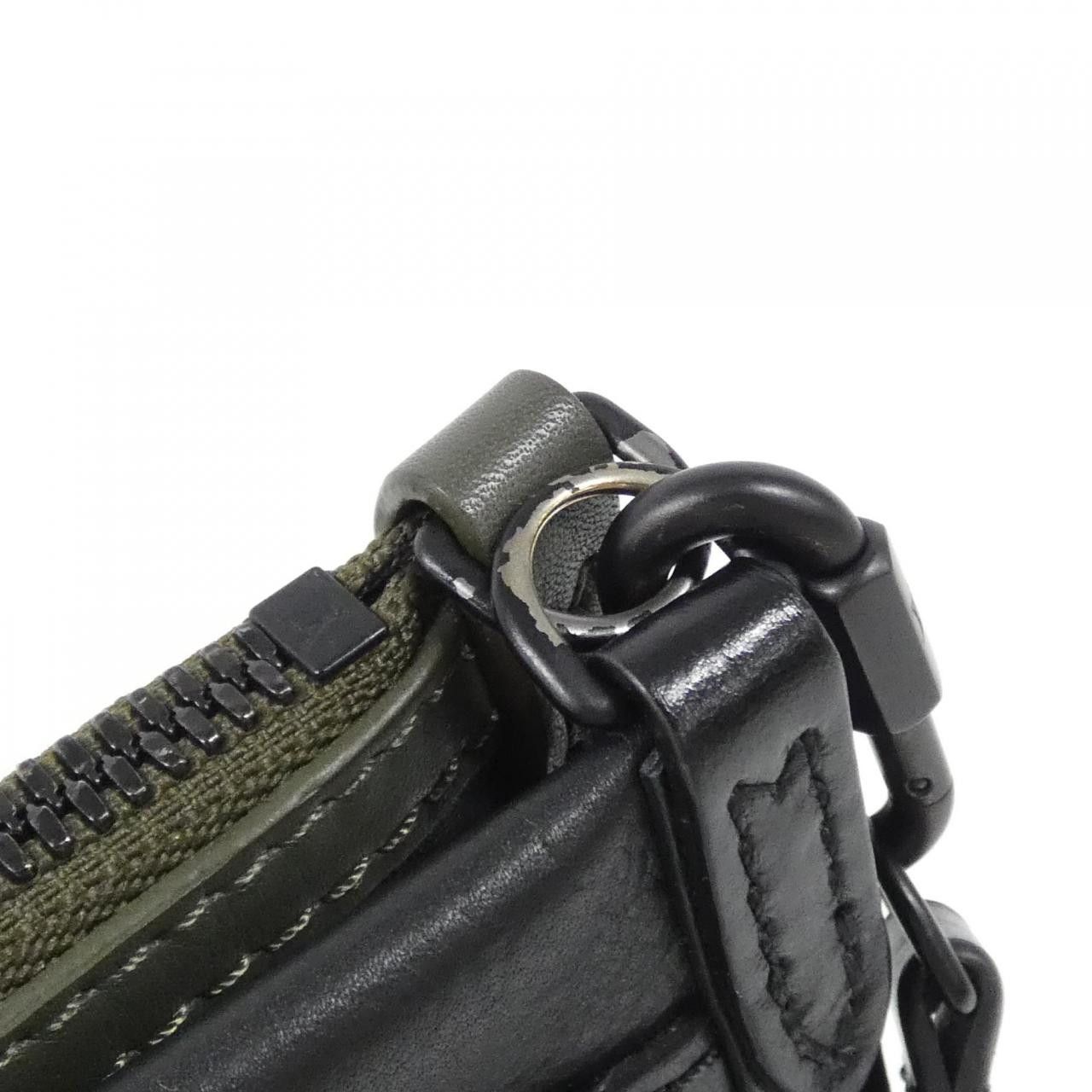 Louis Vuitton Louis Vuitton Louis Vuitton Monogram Shadow Shoulder Bag Leather Shoulder Bag M44635 DUTY FREE for USA Size ONE SIZE - 5 Thumbnail
