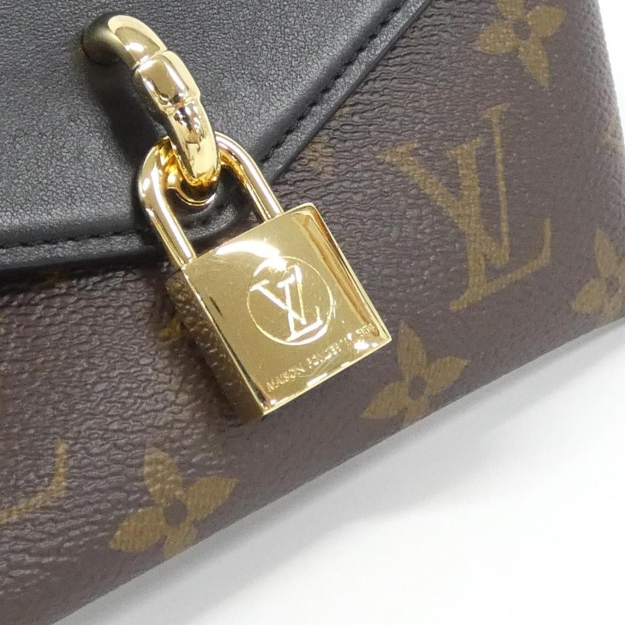 Louis Vuitton Louis Vuitton Louis Vuitton Monogram Padlock On Strap Shoulder Bag Textile Shoulder Bag M80559 DUTY FREE for USA Size ONE SIZE - 4 Thumbnail