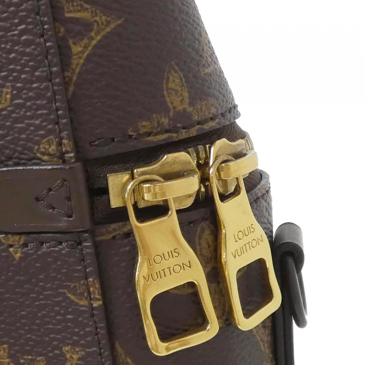 Louis Vuitton Louis Vuitton Louis Vuitton Monogram Vertical Box Trunk Bag Textile Crossbody Bag M59664 DUTY FREE for USA Size ONE SIZE - 5 Thumbnail
