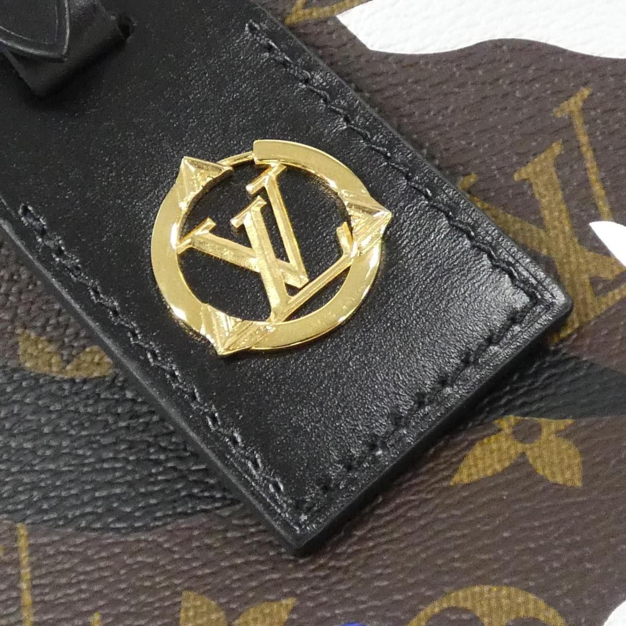 Louis Vuitton Louis Vuitton Louis Vuitton Monogram Shoulder Bag Limited Textile Shoulder Bag M45095 DUTY FREE for USA Size ONE SIZE - 4 Thumbnail