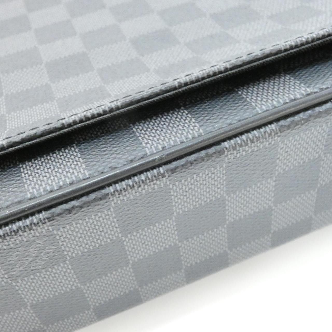 Louis Vuitton Louis Vuitton Louis Vuitton Damier Graphite District Coated Canvas Shoulder Bag Textile Shoulder Bag N41029 DUTY FREE for USA Size ONE SIZE - 3 Thumbnail
