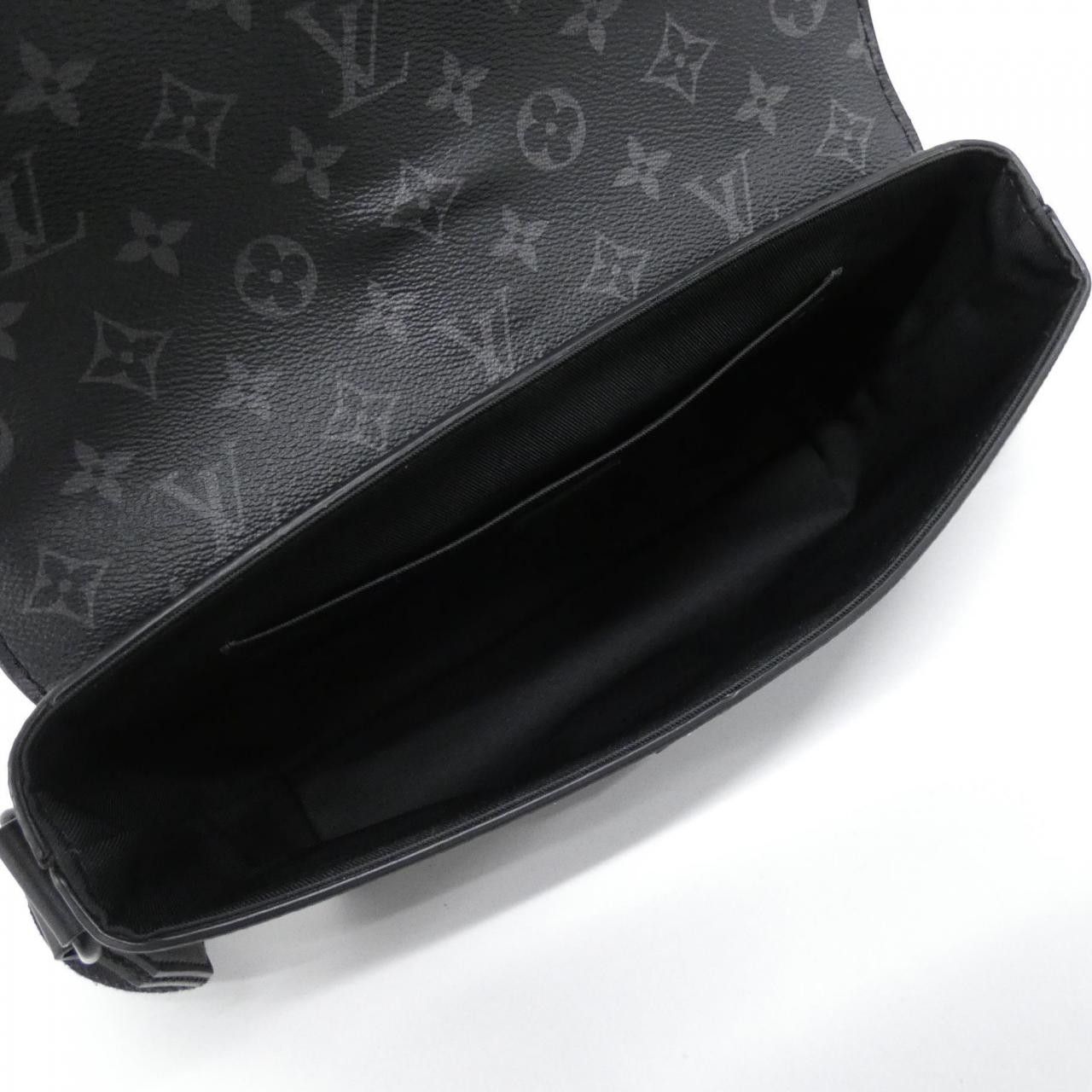 Louis Vuitton Louis Vuitton Louis Vuitton Monogram Eclipse S Cap Messenger Shoulder Bag Textile Shoulder Bag M46794 DUTY FREE for USA Size ONE SIZE - 6 Thumbnail