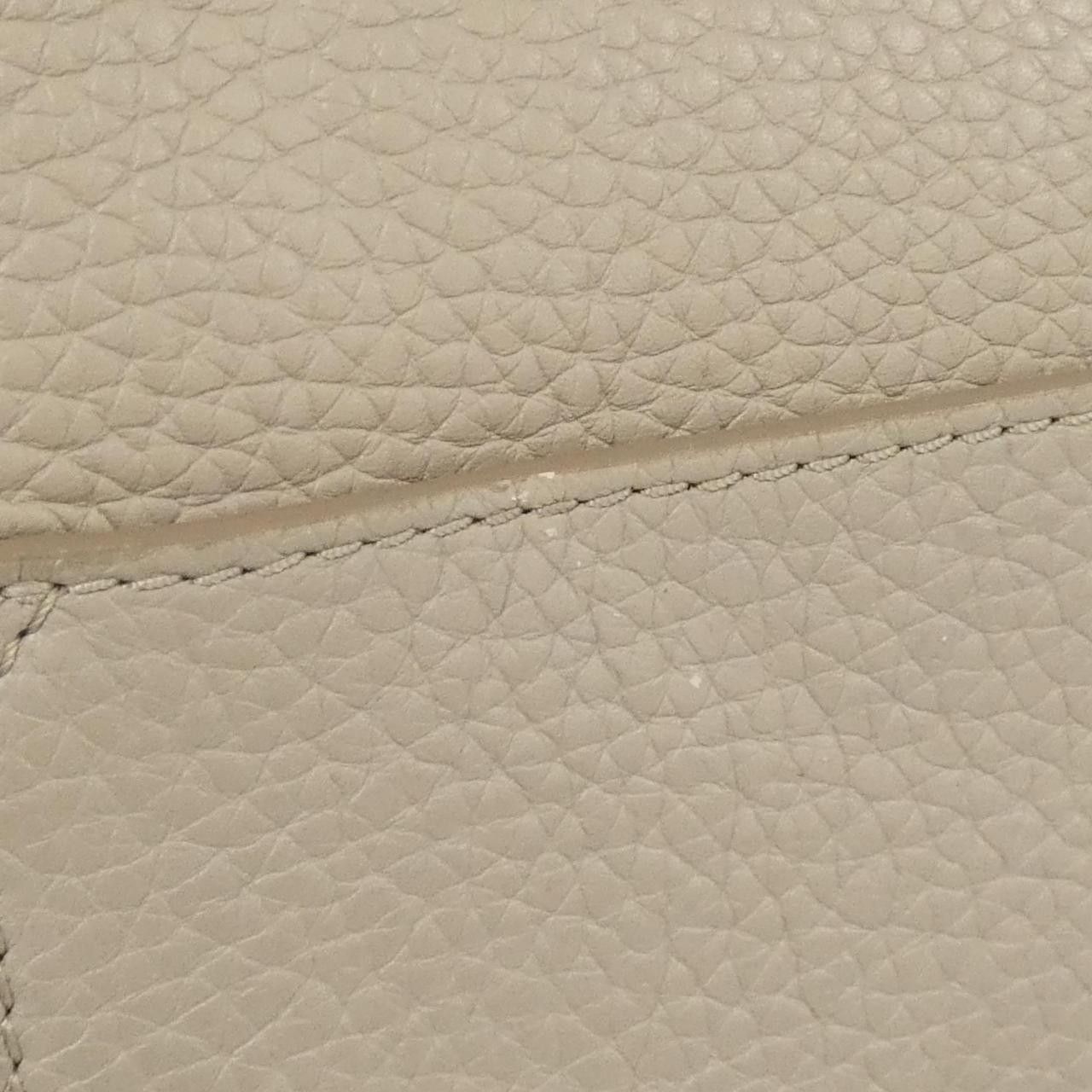 Louis Vuitton Louis Vuitton Louis Vuitton Volta Calf Shoulder Bag Leather Crossbody Bag M50545 DUTY FREE for USA Size ONE SIZE - 6 Thumbnail