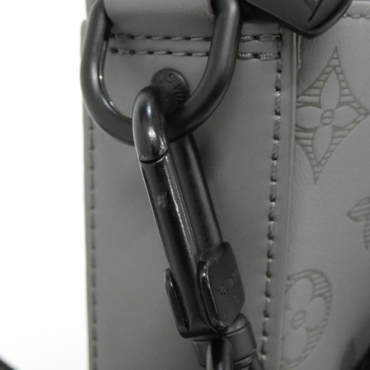 Louis Vuitton Louis Vuitton Louis Vuitton Monogram Shadow Duo Messenger Leather Shoulder Bag Leather Shoulder Bag M46104 DUTY FREE for USA Size ONE SIZE - 7 Thumbnail