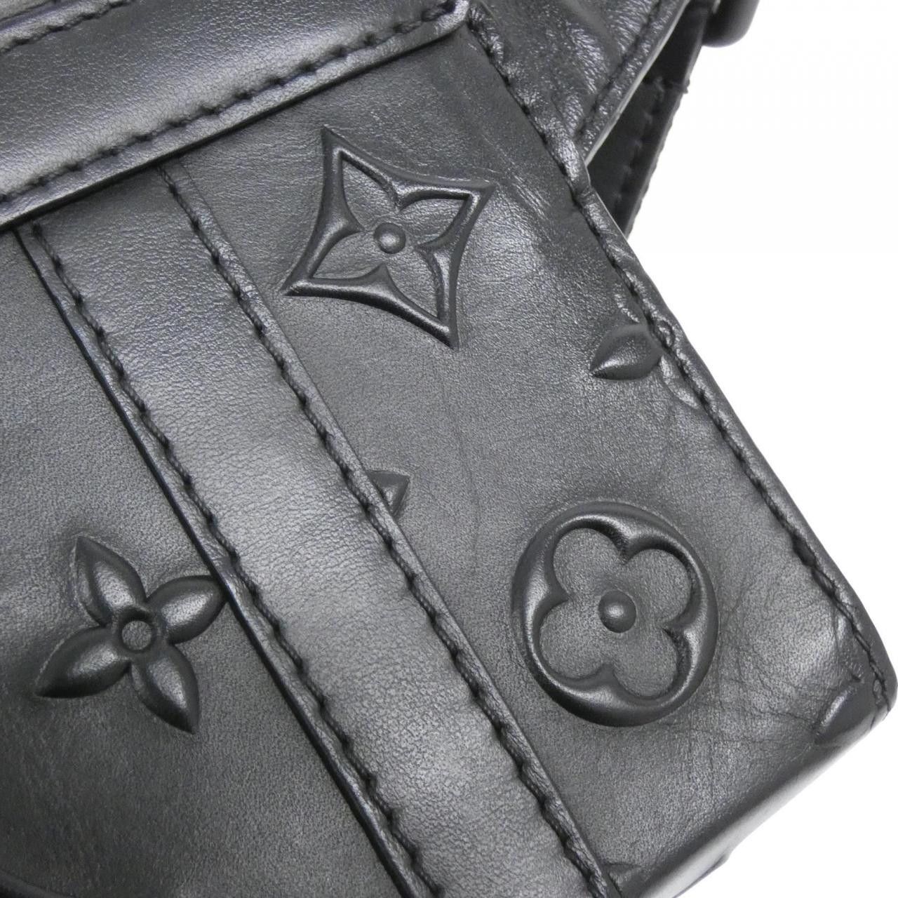 Louis Vuitton Louis Vuitton Louis Vuitton Monogram Seal Trunk Sling Bag shoulder bag Leather Shoulder Bag M57952 DUTY FREE for USA Size ONE SIZE - 5 Thumbnail