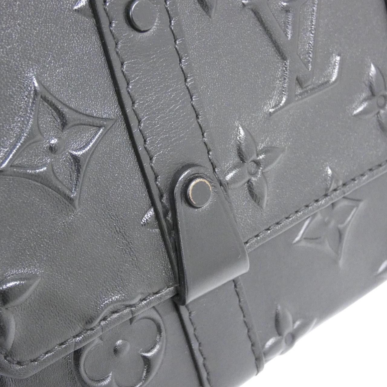 Louis Vuitton Louis Vuitton Louis Vuitton Monogram Seal Trunk Sling Bag shoulder bag Leather Shoulder Bag M57952 DUTY FREE for USA Size ONE SIZE - 4 Thumbnail