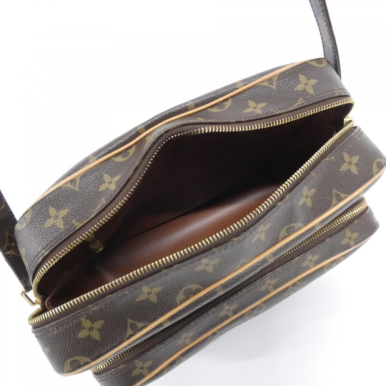 Louis Vuitton Louis Vuitton Louis Vuitton Monogram Shoulder Bag Textile Shoulder Bag M45244 DUTY FREE for USA Size ONE SIZE - 7 Thumbnail