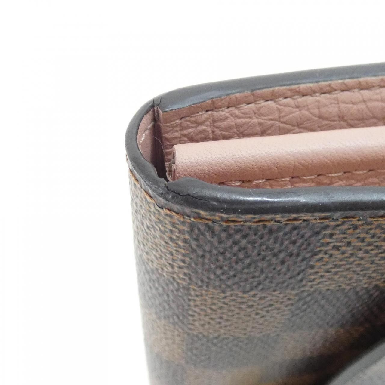 Louis Vuitton Louis Vuitton Louis Vuitton Portefeuille Croisette Damier Wallet Textile Long Wallet N61273 DUTY FREE for USA Size ONE SIZE - 4 Thumbnail