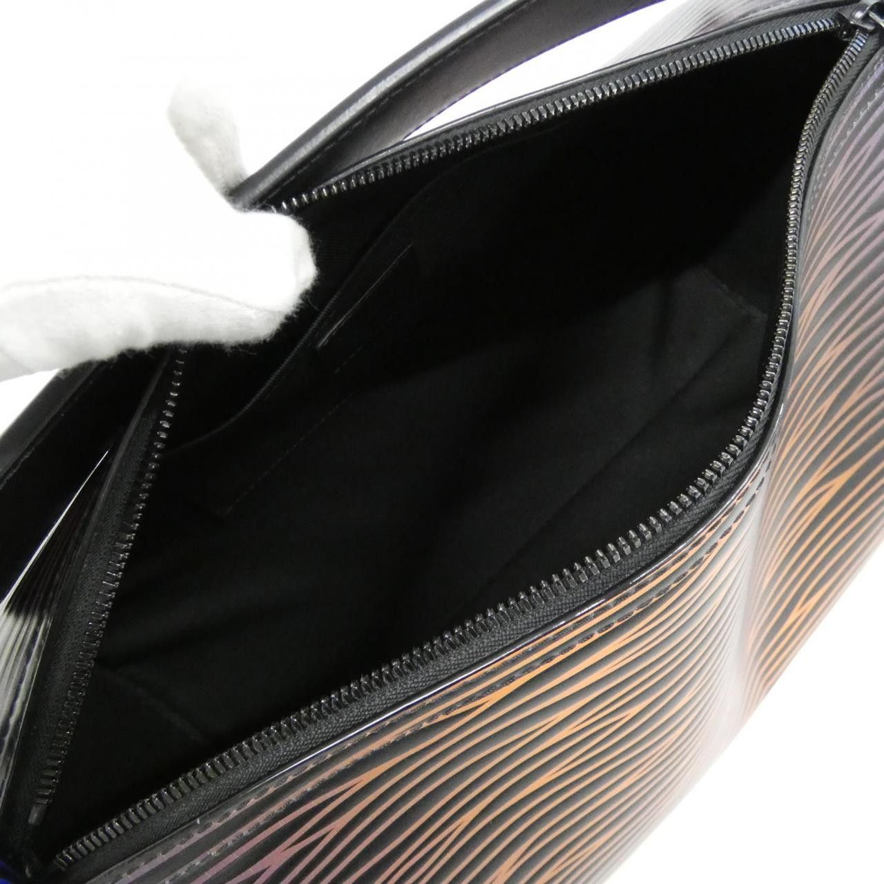 Louis Vuitton Louis Vuitton Louis Vuitton Epi XL Soft Polochon Calf Shoulder Bag Leather Shoulder Bag M23093 DUTY FREE for USA Size ONE SIZE - 9 Thumbnail