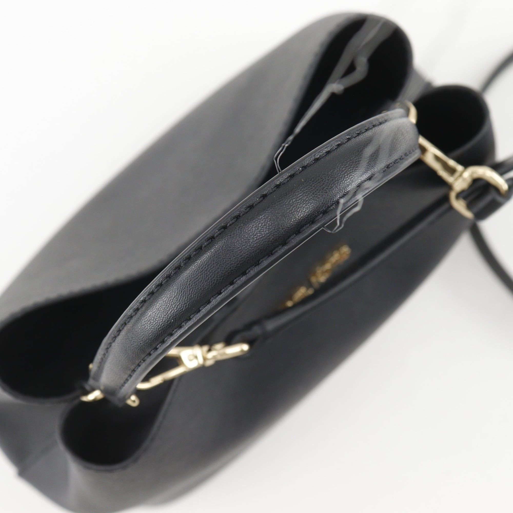 Michael Kors Michael Kors Bucket Crossbody Handbag 35S4G3FM5T1 PVC Black 2-way for Women Size ONE SIZE - 5 Thumbnail