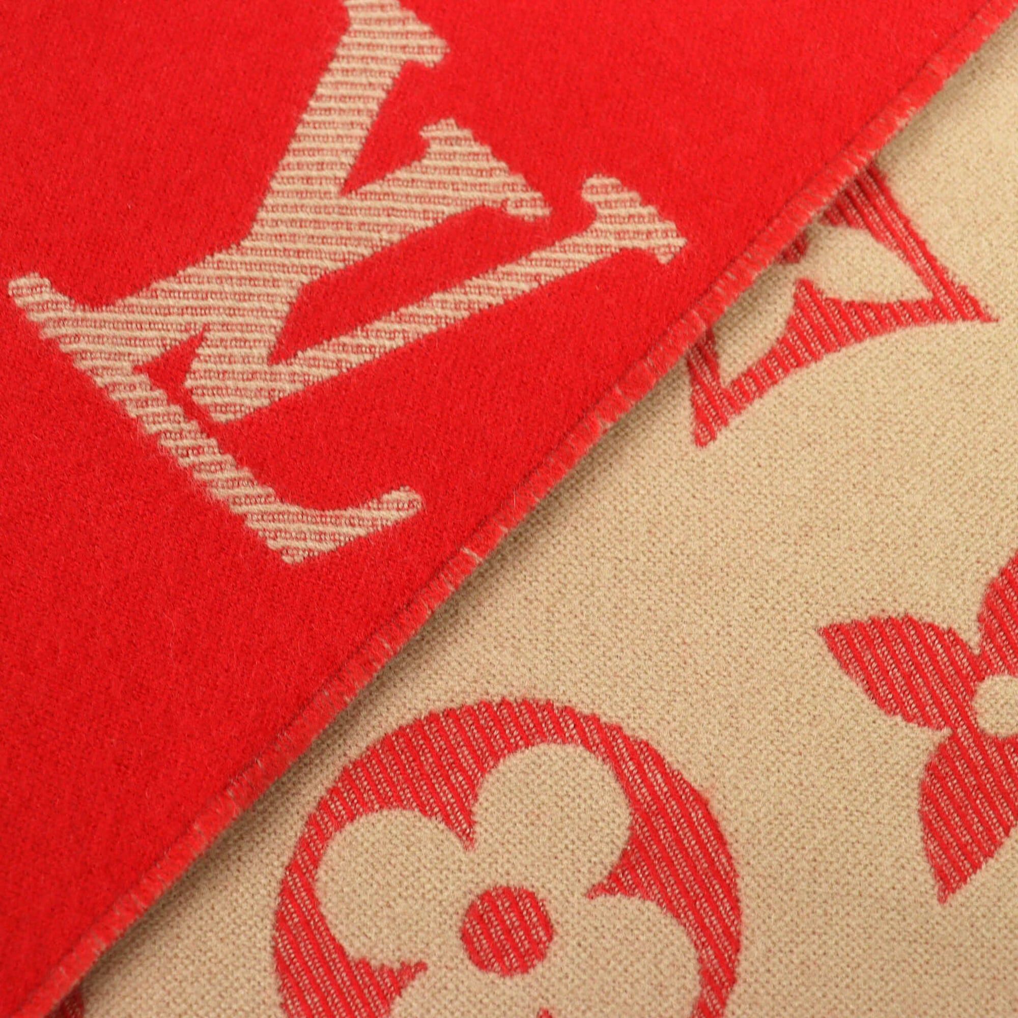 Louis Vuitton LOUIS VUITTON (Louis Vuitton) 2022 model M78166 Echarpe LV Essential Precious Rabbit Wool 100% Zodiac Collection Scarf Red Beige 170 x 34cm Made in Italy Authentic Women's with Box Size ONE SIZE - 6 Thumbnail