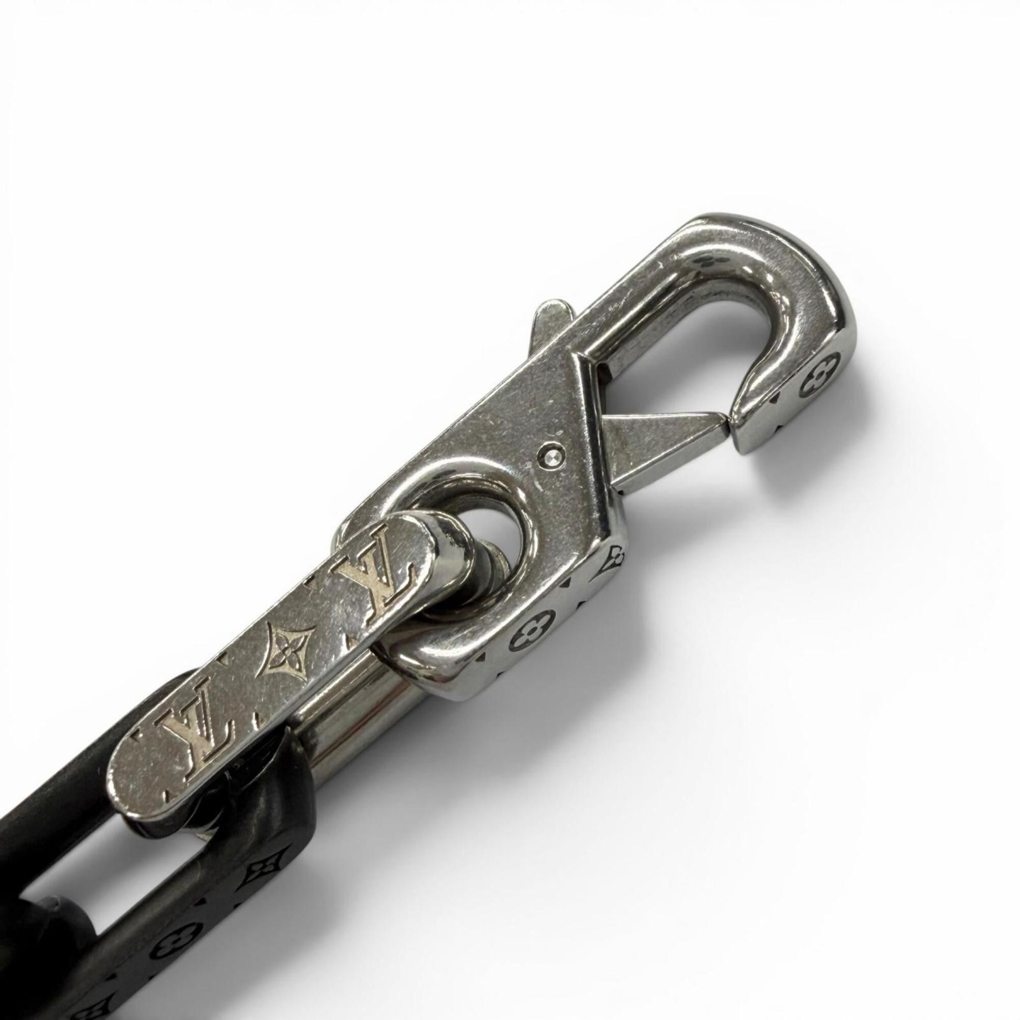 Louis Vuitton LOUIS VUITTON M00686 Monogram Chain Bracelet, Silver & Black, Size M, Made in Italy, Men's, with Box and Dust Bag. Size ONE SIZE - 4 Thumbnail