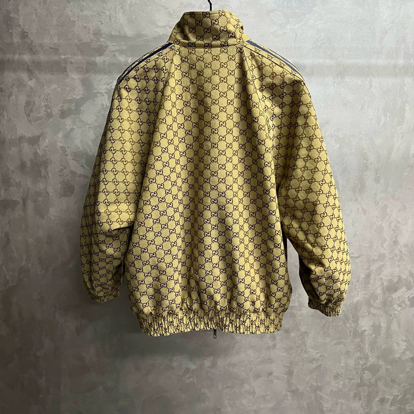 Gucci Gucci x Adidas Reversible Monogram Jacket Size 44 Size US S / EU 44-46 / 1 - 8 Thumbnail