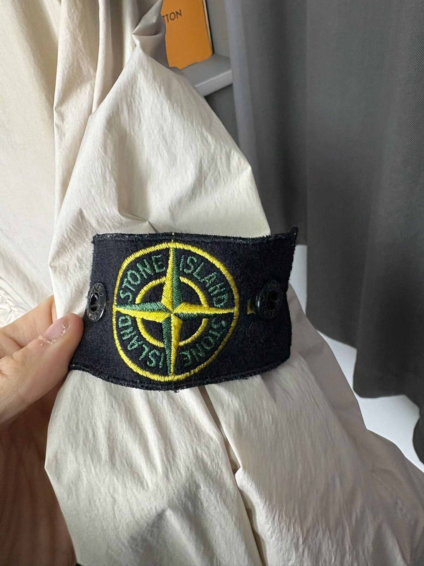 Stone Island Stone Island Crinkled Nylon Zip Jacket L Size US L / EU 52-54 / 3 - 5 Thumbnail